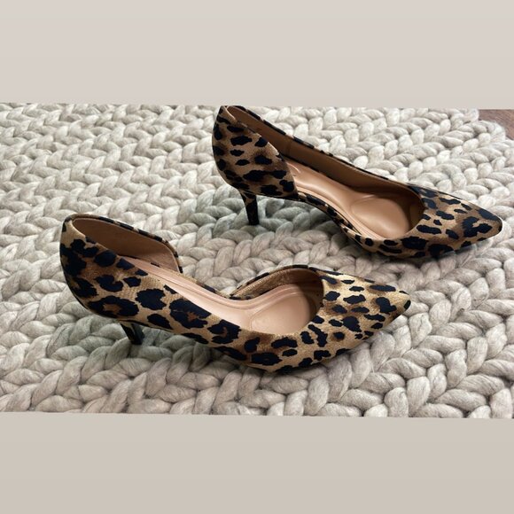 Abella Leopard Print Pointed Toe Kitten Heels Size 6M - Picture 3 of 7